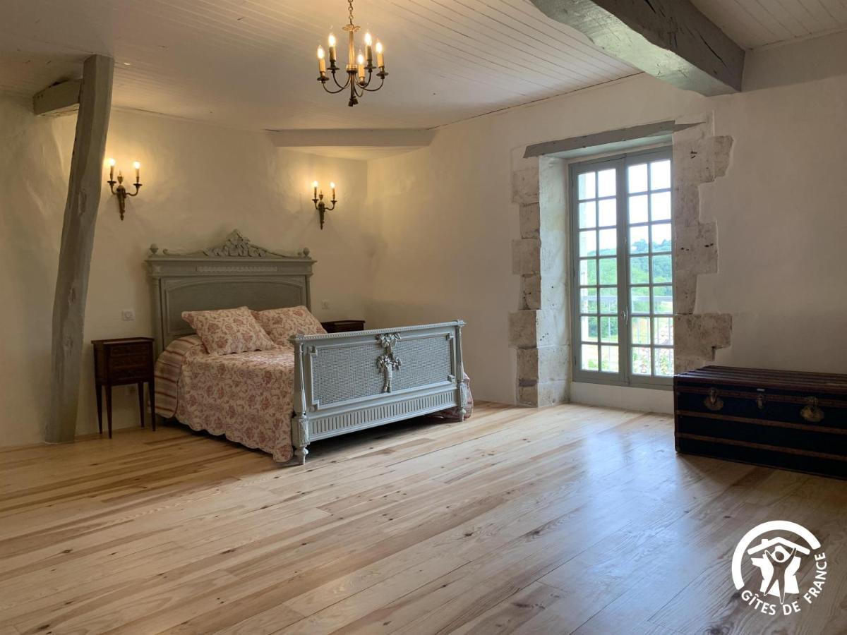 Chateau De Gardes Bed and Breakfast Castin Exterior foto