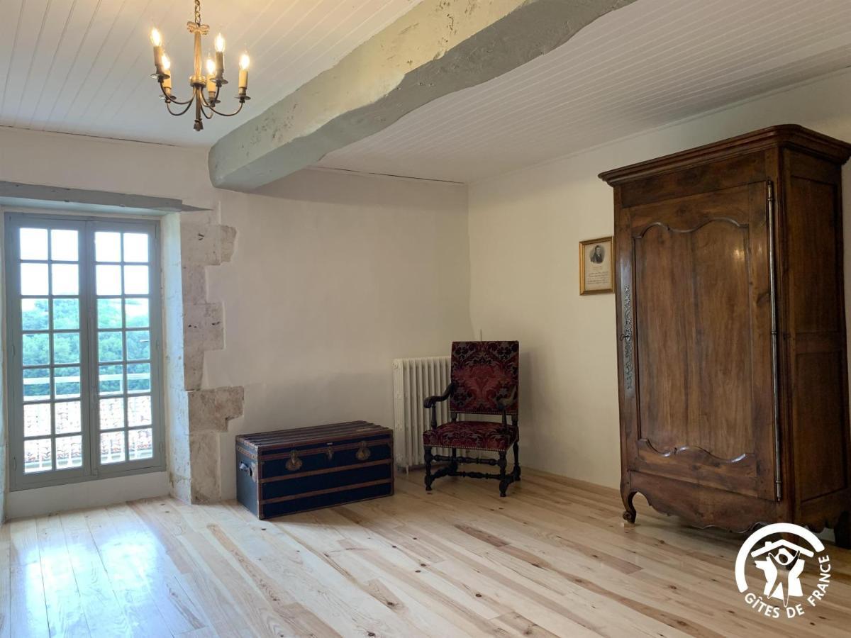 Chateau De Gardes Bed and Breakfast Castin Exterior foto