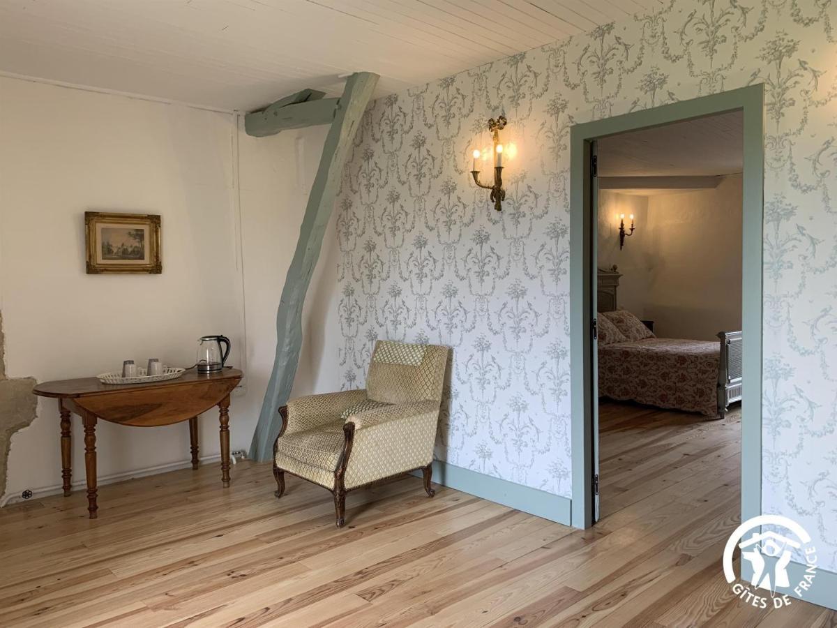 Chateau De Gardes Bed and Breakfast Castin Exterior foto